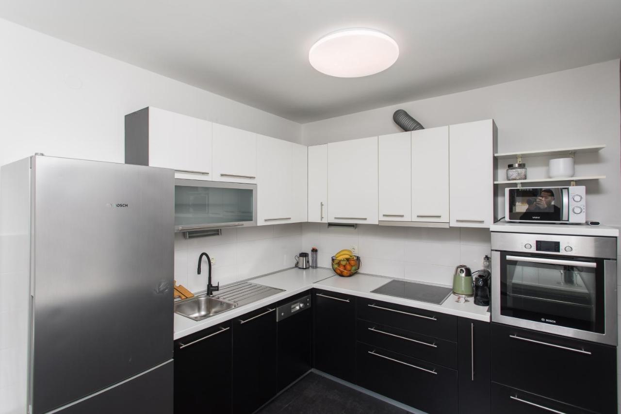 Beus Downtown Apartment Split Exterior photo